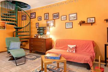 Casa Vacanza per 10 Persone in Sinio, Langhe, Foto 3