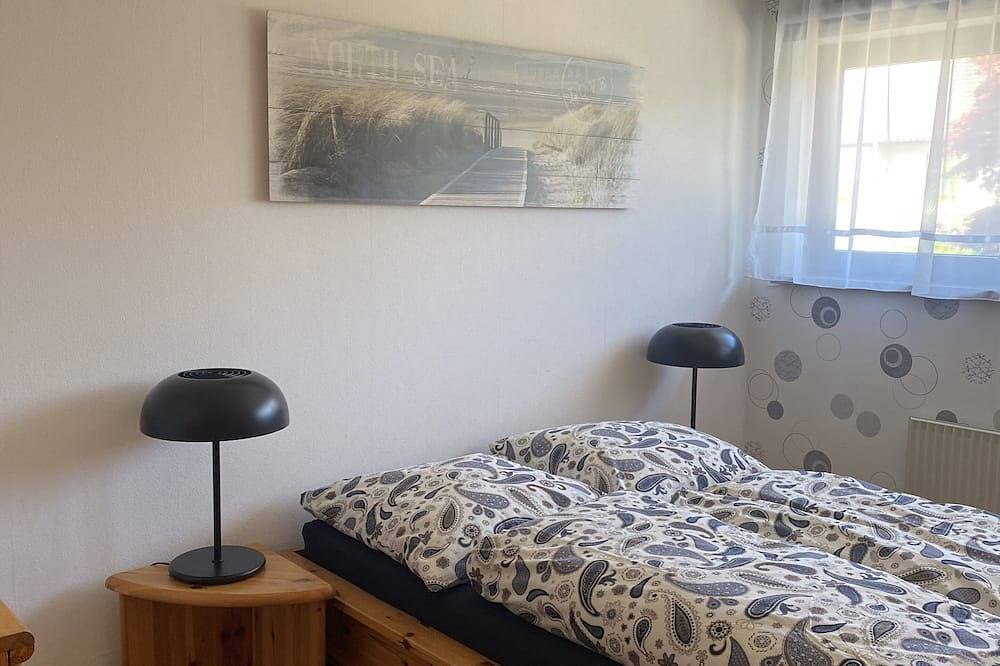 Ganze Wohnung, Familienfreundliche Ferienwohnung mit Sonnenterasse auf 45 qm mit Wlan in Horn-Bad Meinberg, Kreis Lippe