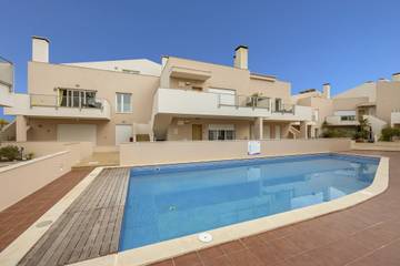 Holiday Apartment for 6 People in Luz, Costa Vicentina, Photo 1