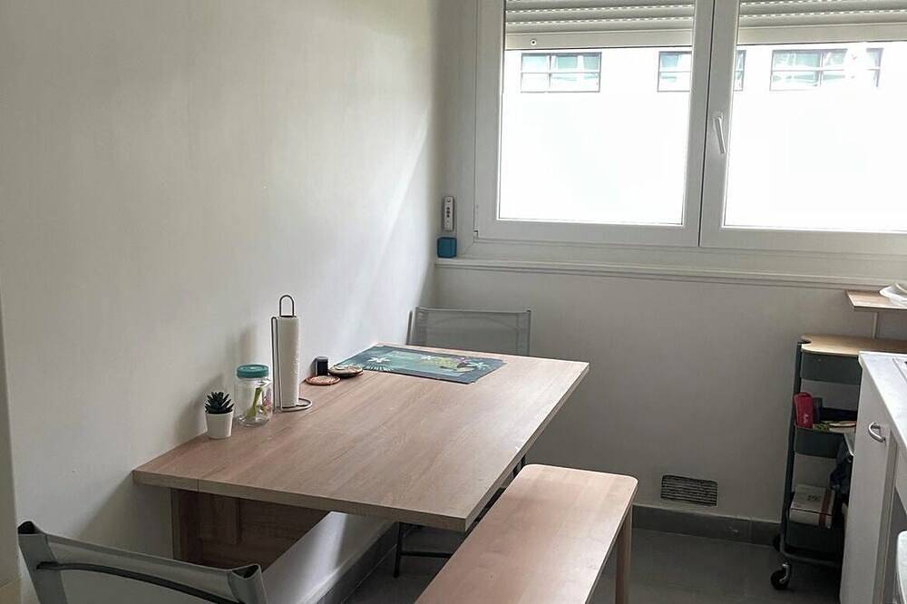 Entire apartment, Appartement Spacieux à 5 Minutes de Paris in Montrouge, Hauts-de-Seine