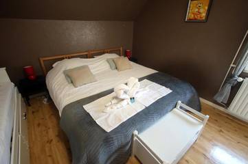 Chambre d’hôte pour 4 personnes, avec jardin ainsi que piscine et vue, animaux acceptés à Blankenberge