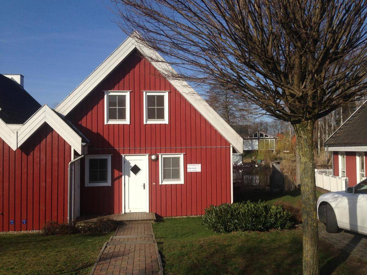 Ferienhaus mit Wasserterrasse - mit Sauna und Kamin - inklusive Nebenkosten in Wendisch Rietz, Dahme-Seengebiet