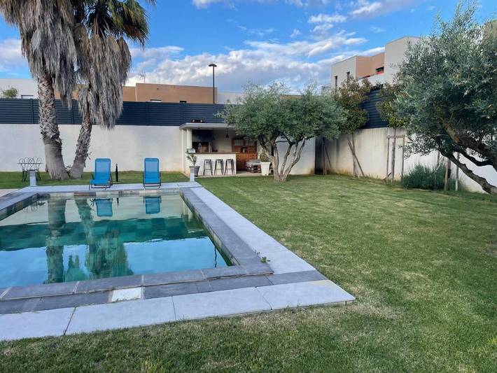 Location de vacances pour 4 personnes, avec terrasse et piscine à Lunel-Viel - 3