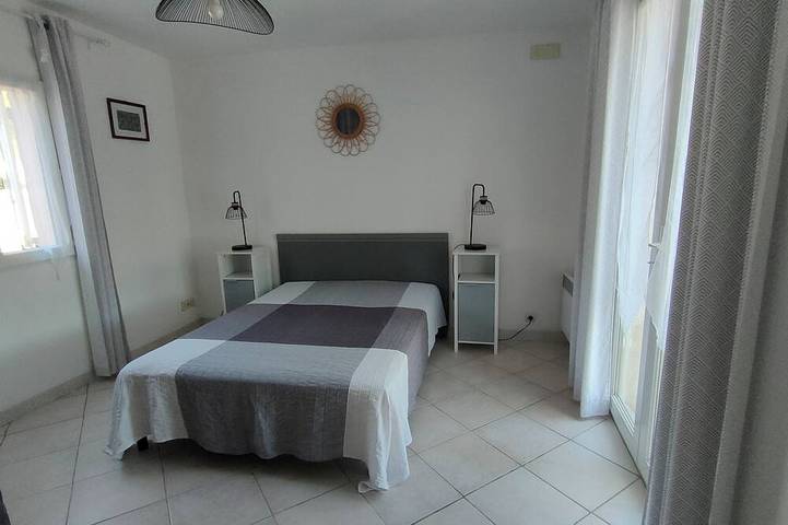 Location de vacances pour 4 personnes, avec jardin et terrasse à Corbara - 2