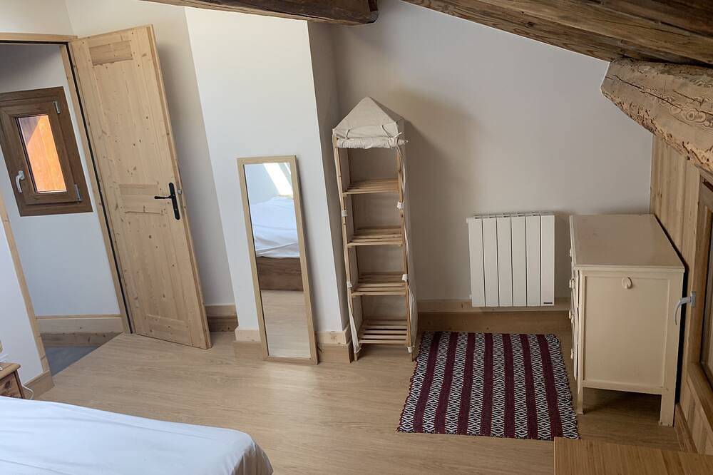 Châlet Bozel proche Courchevel 6 personnes  (navette de Courchevel) in Bozel, Massif de la Vanoise