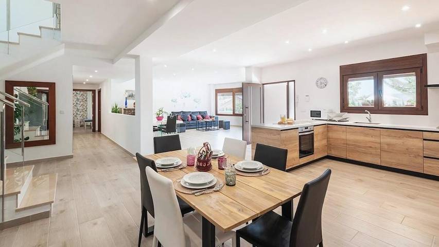 Location de vacances pour 12 personnes, avec piscine ainsi que vue et jardin à Alcalá la Real - 4