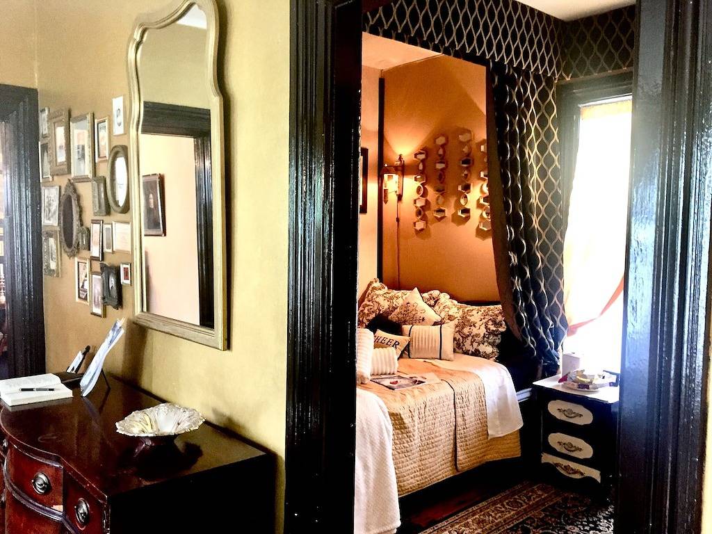 Gehen Sie zu allem Gold Room Historic House in Niagarafälle (New York State), Niagara County