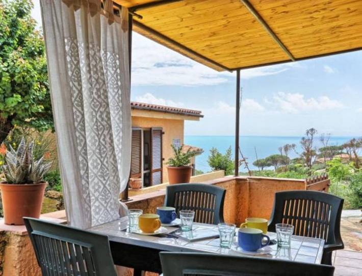 Appartamento per 3 persone, con terrazza e panorama in Innamorata