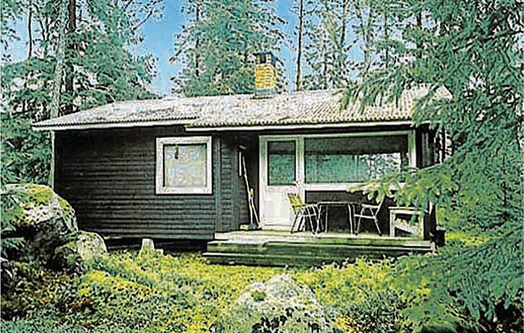 Ferienhaus für 6 Personen, mit Terrasse und Seeblick in Hylte
