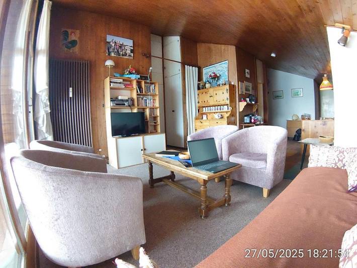 Gîte pour 6 personnes, avec piscine et sauna ainsi que vue et terrasse dans Anzère - 2