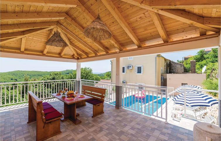 Gemütliche 1-Zimmer-Wohnung mit Pool, WLAN und nur 1 km von der Küste entfernt in Mljet