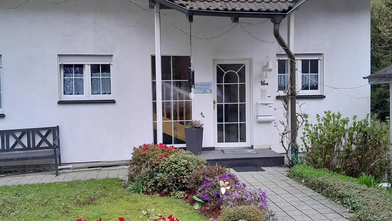 Appartement de vacances entier, Appartement de vacances pour 4 personnes avec piscine in Wermelskirchen, Arrondissement de Rhin-Berg