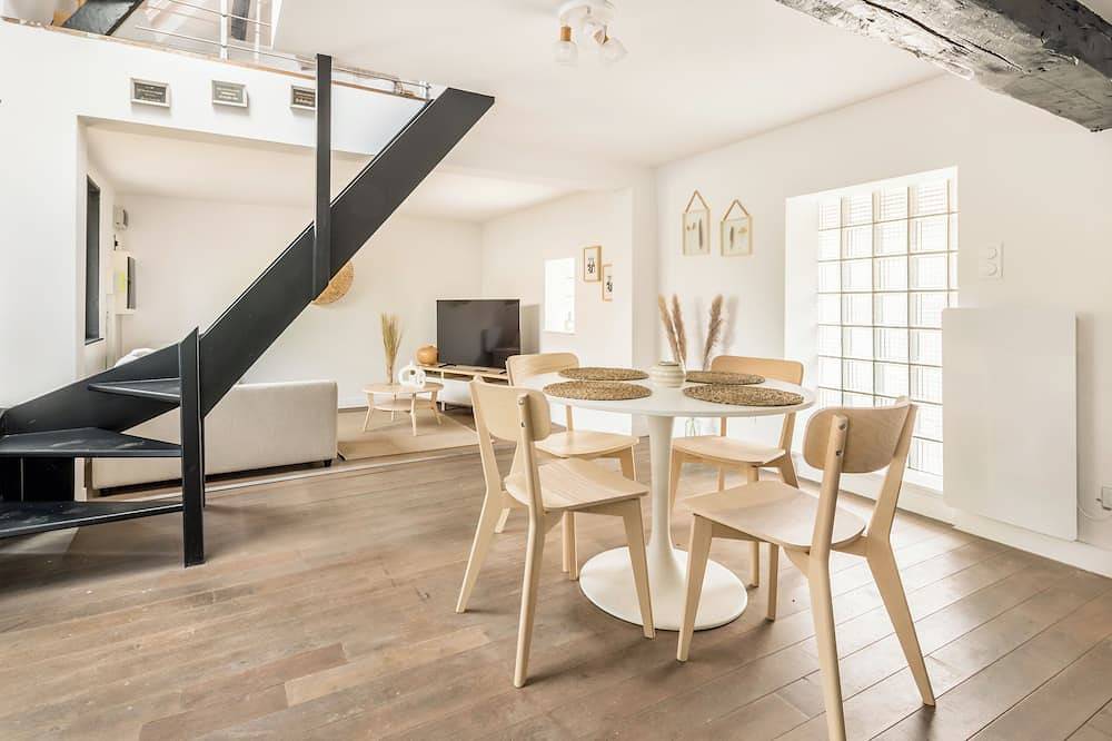 Le Relais à 7 minutes du Centre de Lille in Marcq-en-Barœul, Lille region