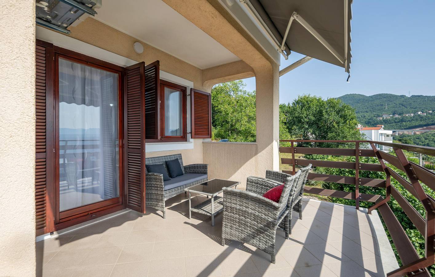 Entire holiday apartment, Holiday apartment for 4 people with terrace in Opatija Riviera