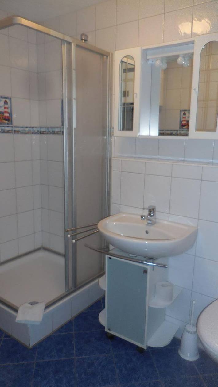 Ferienwohnung für 5 Personen, mit Terrasse und Garten in Saal - 4