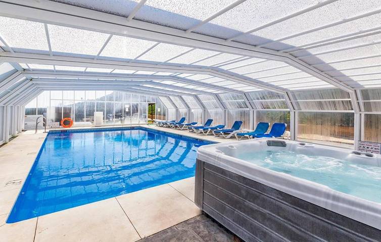 Casa rural para 6 personas, con piscina además de vistas y jardín, Se admiten mascotas en Alcaucín - 2