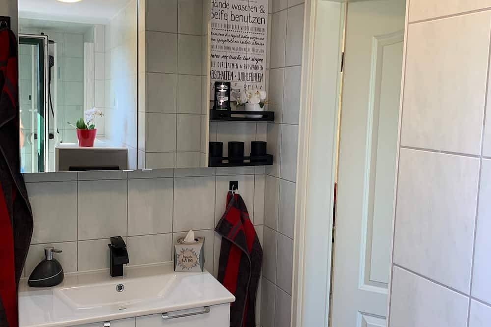 Ferienhaus mit 500 m ² eingezäuntem Grundstück, ruhige Lage, direkt am Wald in Darlingerode, Ilsenburg