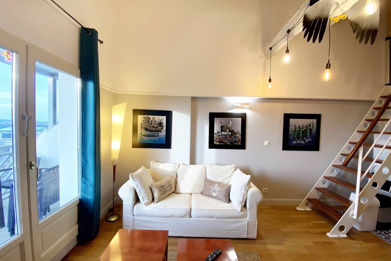 Apartamento entero, Plein sud, a pie de playa con piscina, terraza y acceso directo al mar in Le Croisic, Côte de Jade