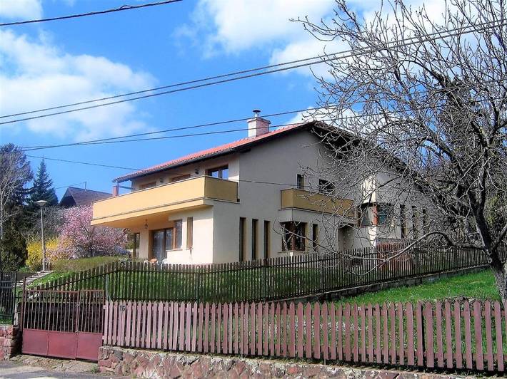 Ferienhaus für 6 Personen, mit Garten und Ausblick sowie Seeblick in Revfülöp