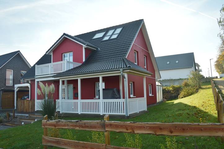 Ferienhaus mit Meerblick für 8 Personen, mit Garten und Balkon in Heiligenhafen