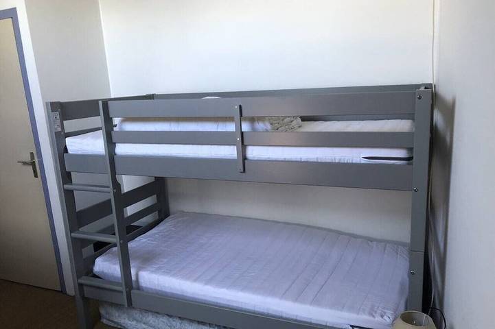 Gîte pour 12 personnes, avec jardin à Chenillé-Changé - 4