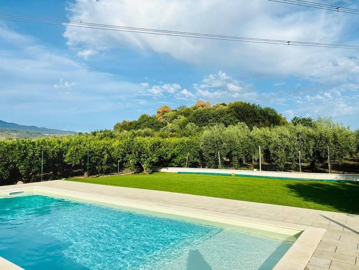 Gîte pour 6 personnes, avec jardin ainsi que vue et piscine, adapté aux familles en Sicile - 4