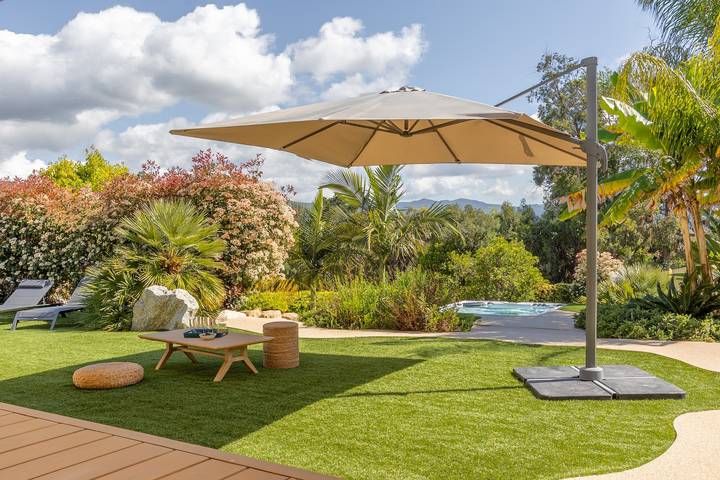 Maison de vacances pour 8 personnes, avec Jacuzzi ainsi que Terrasse et Jardin dans Porticcio