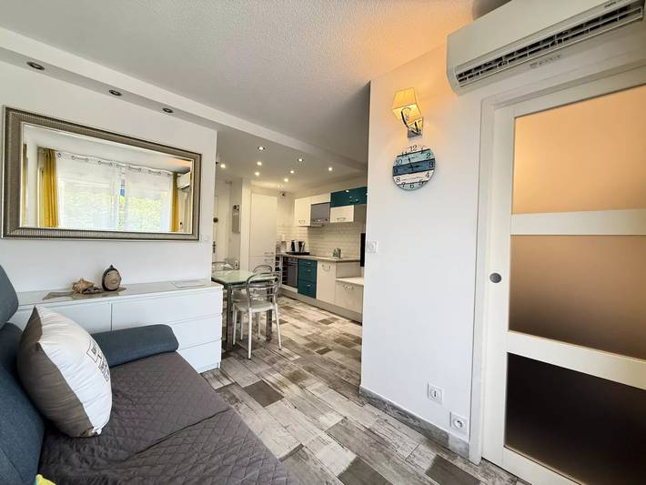 Gîte pour 4 personnes, avec terrasse dans Le Couchant