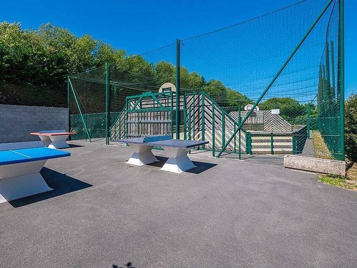 Camping pour 5 personnes, avec bassin pour enfant - 1