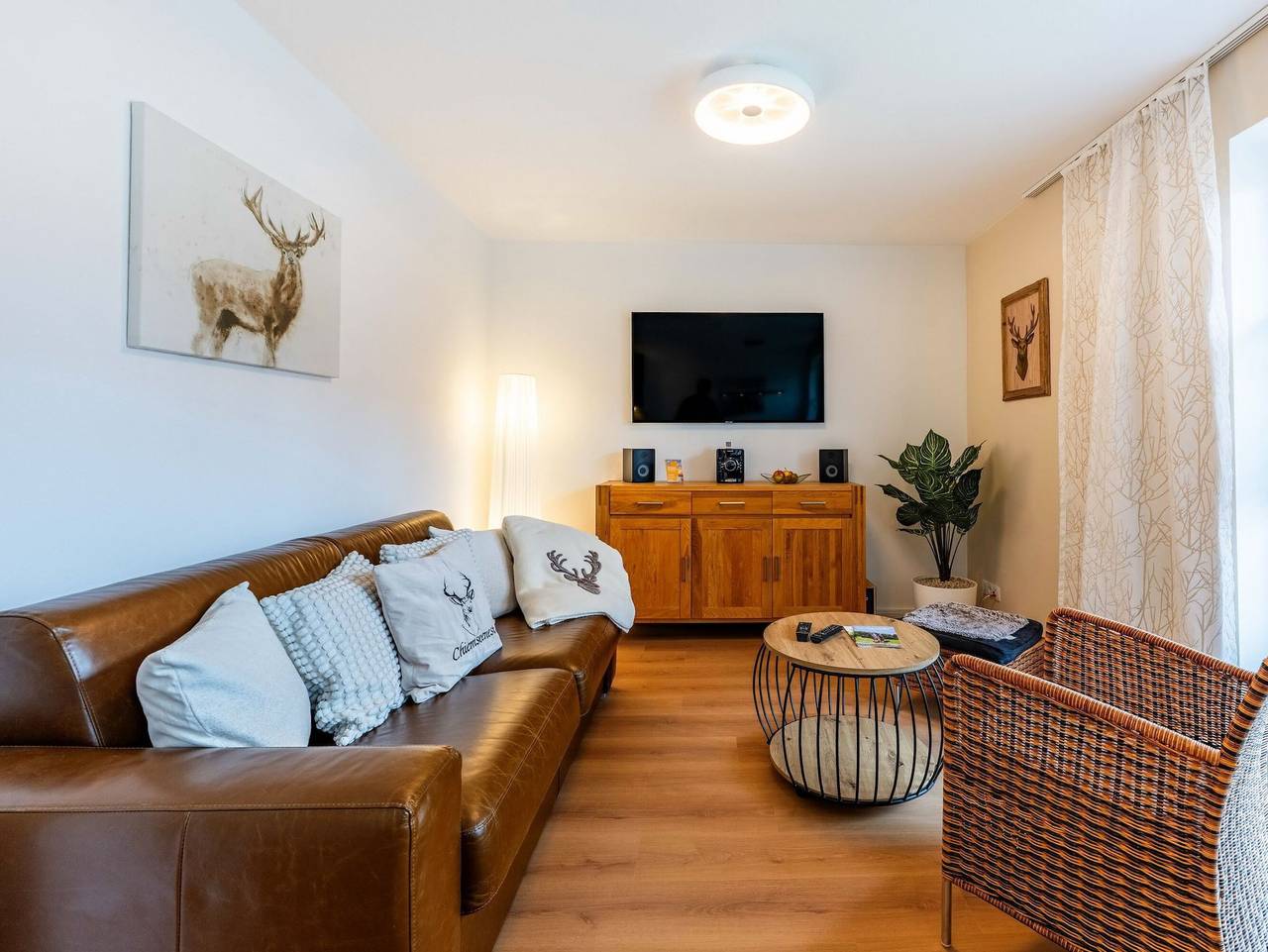 Ganze Ferienwohnung, Chiemseenest in Prien, Prien am Chiemsee