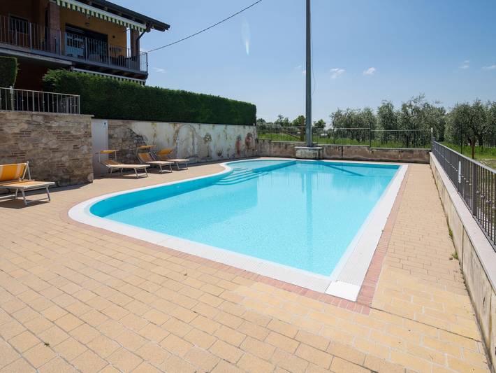Ferienhaus für 4 Personen, mit Pool und Terrasse sowie Garten in Lazise - 2