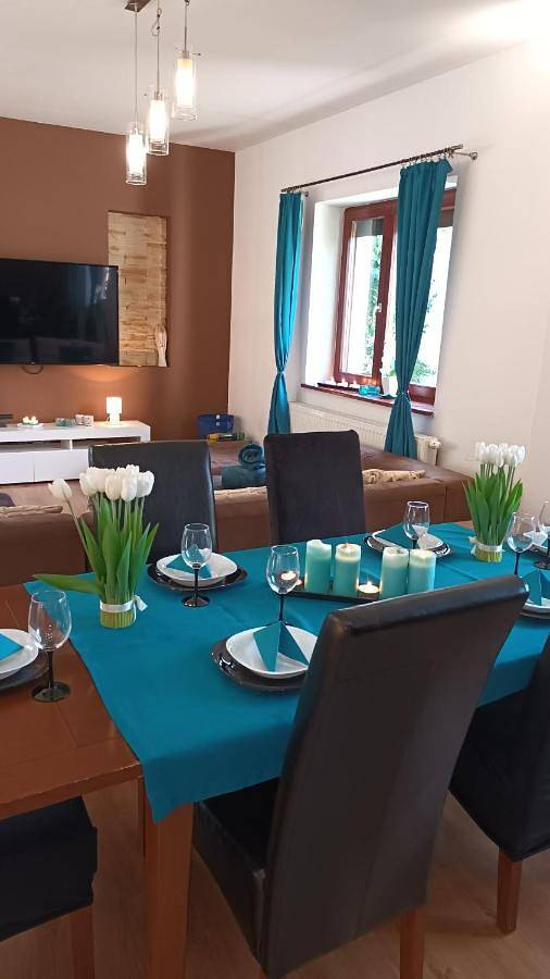 Three-Bedroom Townhouse in Kowary, Sudety (Polska)