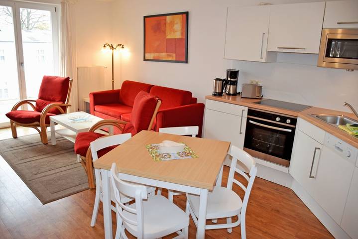 Apartamento vacacional entero, Villa Sonneck, App. 17 - Bade- & Erlebniswelt täglich inklusive in Sellin, Rügen