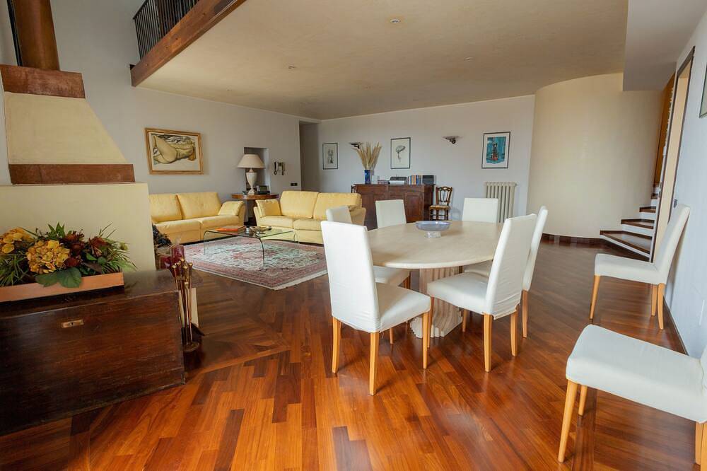 Appartamento vacanze a Perugia a partire da 323€ a notte