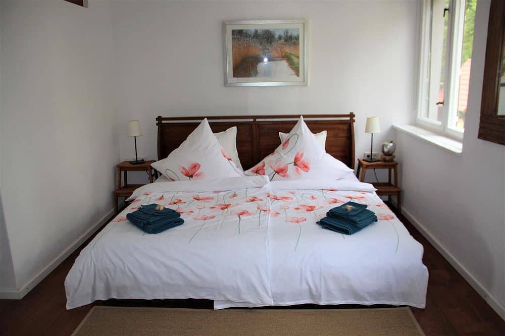 Ganze Wohnung, Historischer Hof am Wasser mit privatem Badesteg und Boot in Havelsee, Westhavelland