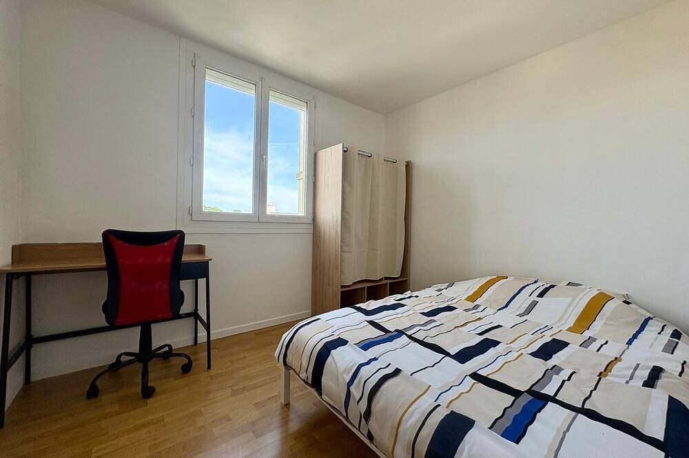 Ganze Wohnung, Superb 3-bedroom apartment 2 steps from the 24H racetrack in Le Mans, Sarthe