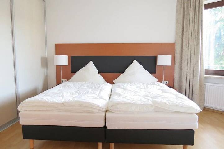 Ferienwohnung für 3 Personen, mit Balkon und Pool sowie Sauna in Bad Salzuflen - 2