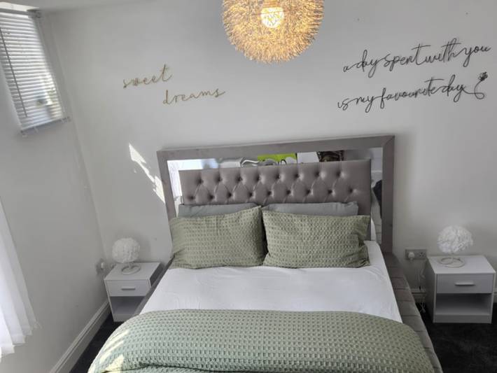 Appartement entier, Appartement urbain de luxe et élégant avec entrée privée à Wolverhampton in Wolverhampton, Région de Birmingham