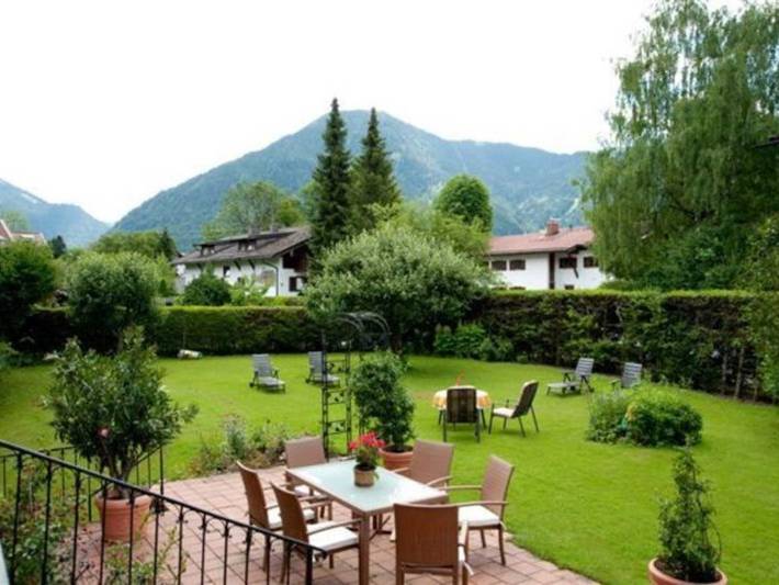 Hotel für 3 Personen, mit Terrasse und Garten sowie Ausblick in Rottach-Egern - 3