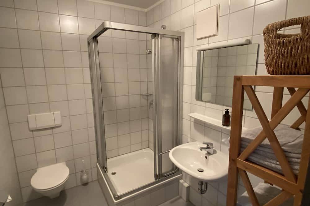 Ganze Wohnung, Altstadt - Oldtown 2 / Free Wifi / Swimming, hiking, cycling in front of the door in Trostberg, Landkreis Traunstein