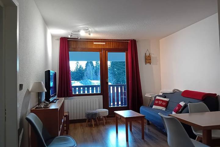 Gîte pour 6 personnes, avec balcon à Praz de Lys - 4