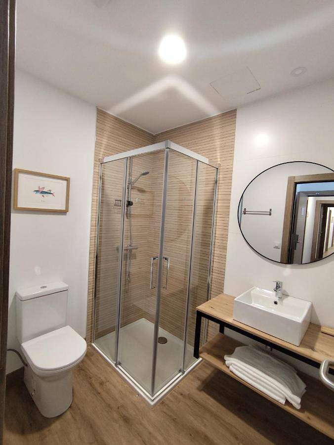 Single Room in Samos (Lugo), Reserva da Biosfera Ribeira Sacra e Serras do Oribio e Courel