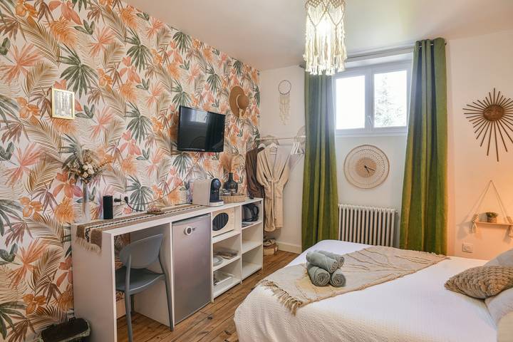 Gîte pour 2 personnes, avec jardin, adapté aux familles à Le Pin (Isère) - 3