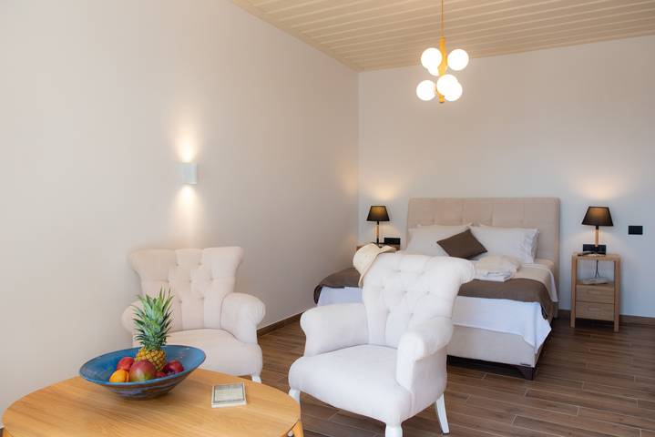 Ferienwohnung für 2 Personen, mit Garten und Balkon in Griechenland - 4