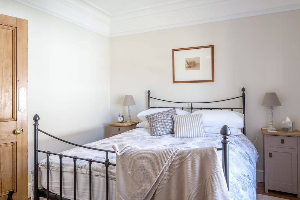 Newly Renovated Period Home in Conservation Area, Just a Short Walk to the Sea in Whitstable, Kent