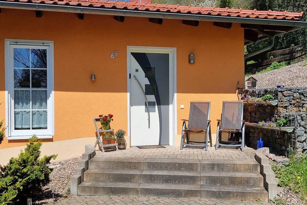 Ganze Wohnung, Ferienhaus - Bungalow - Ferienhaus in Sonneberg, Frankenwald