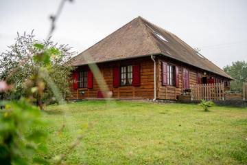 Maison de campagne pour 10 personnes, avec terrasse et jardin à Gièvres