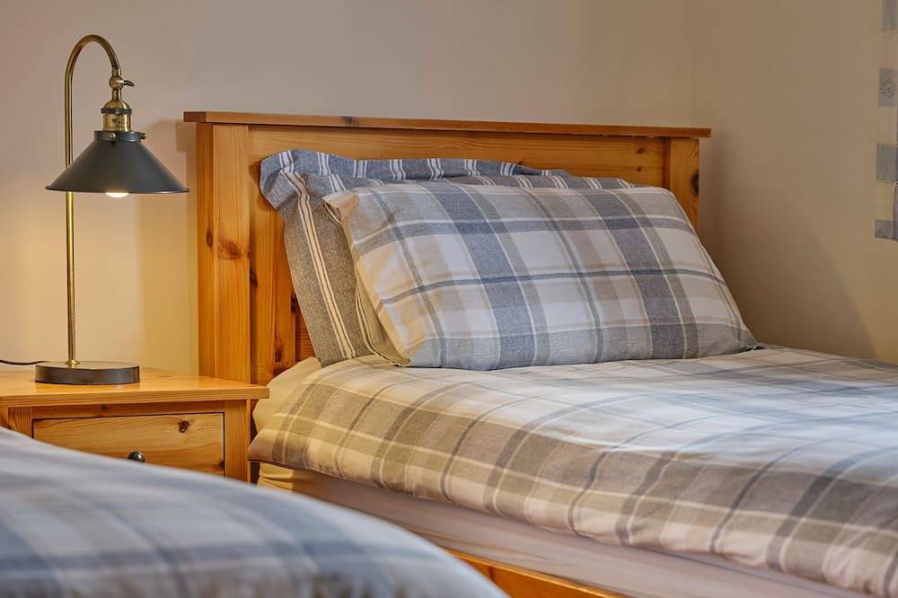 Enjoy tranquil Devon but near the coast. in Hartland, Hartland Devon Heritage Coast