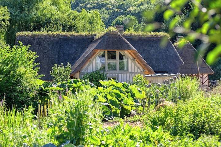 Gîte pour 10 personnes, avec jardin dans Saint-Wandrille-Rançon