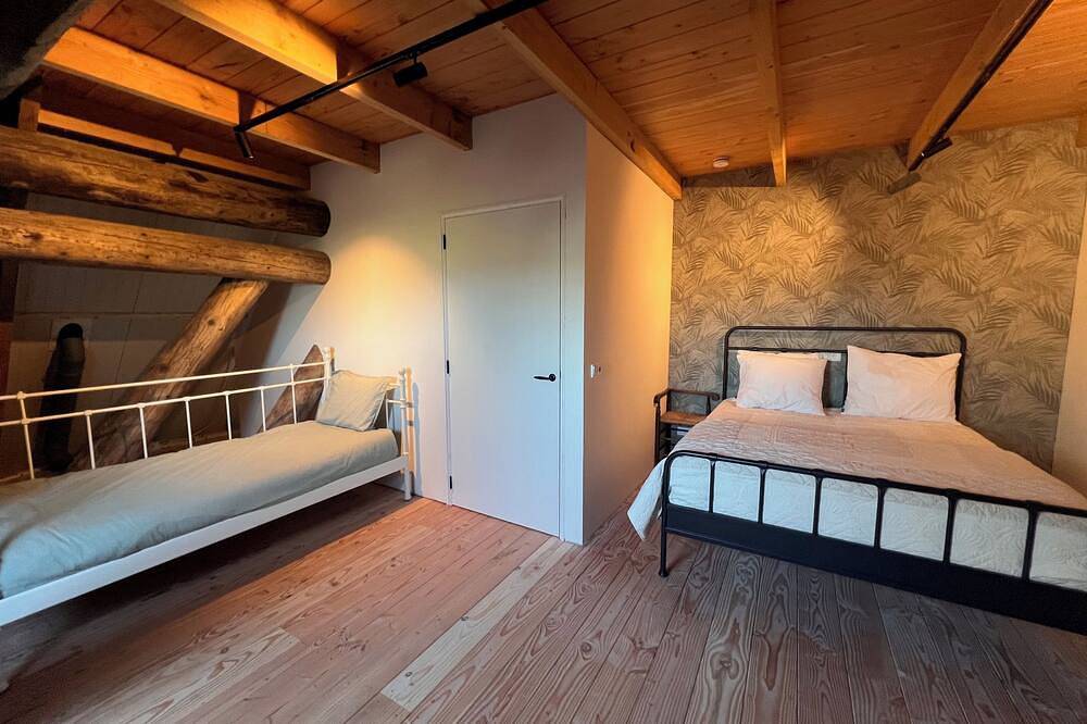 Ganze Wohnung, Ferienwohnung Route 54 in Callantsoog. Geeignet für 4 Personen, 2 Schlafzimmer. in Callantsoog, Noord-Holland - Nordseeküste